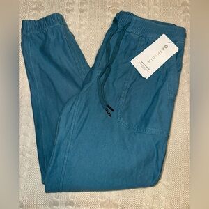 Athleta Farallon Jogger Borealis Green Size Small